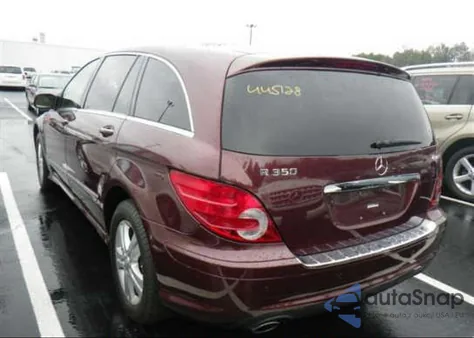 2009 Mercedes-Benz R350 R Class z USA, uszkodzony, nr VIN 4JGCB65E89A090659